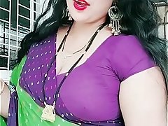 Bhabhi boobs