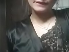 Pakistani braless cam selfmade leaked